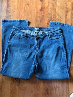 liz & co. Women's Medium Blue Boot Cut Jeans